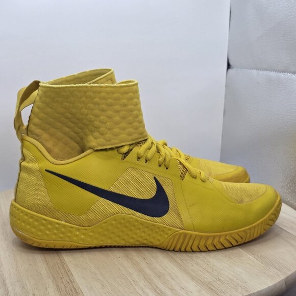 RARE Nike Flare Yellow Serena Williams Tennis Shoes Women's Size 7 EUC - Picture 3 of 8